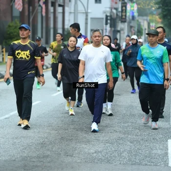 Runner Photo 8623873