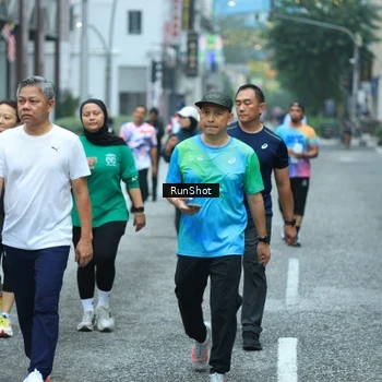 Runner Photo 8623883