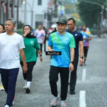 Runner Photo 8623884