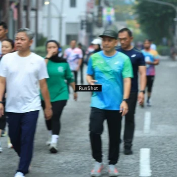 Runner Photo 8623891