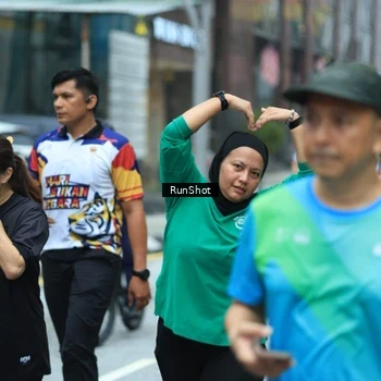 Runner Photo 8623898