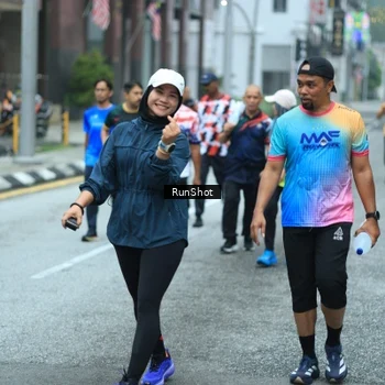 Runner Photo 8623910