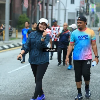 Runner Photo 8623947