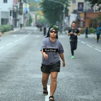 Runner Photo 8624012