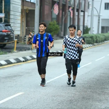 Runner Photo 8624016