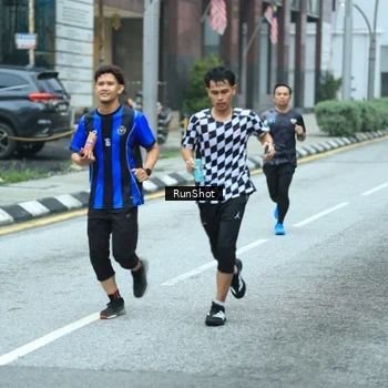 Runner Photo 8624018