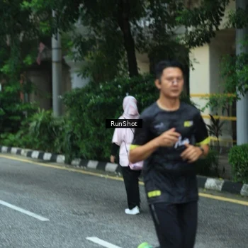 Runner Photo 8624029