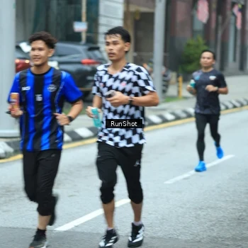 Runner Photo 8624031