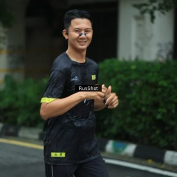 Runner Photo 8624032