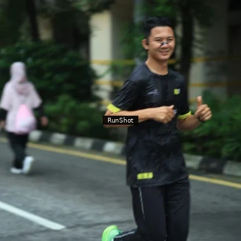 Runner Photo 8624034