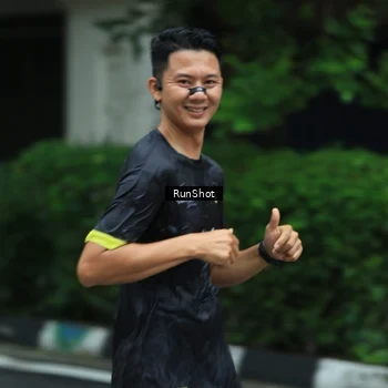 Runner Photo 8624036