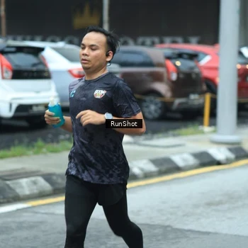 Runner Photo 8624041