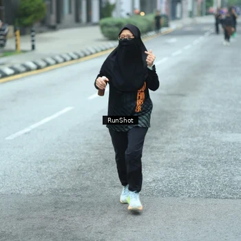 Runner Photo 8624056