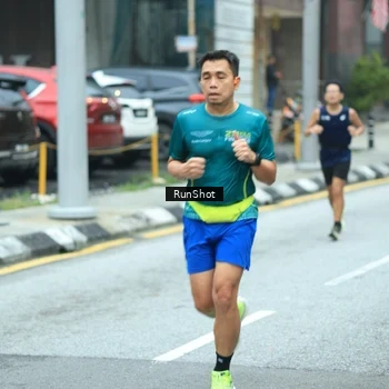 Runner Photo 8624091