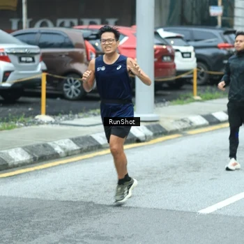 Runner Photo 8624097