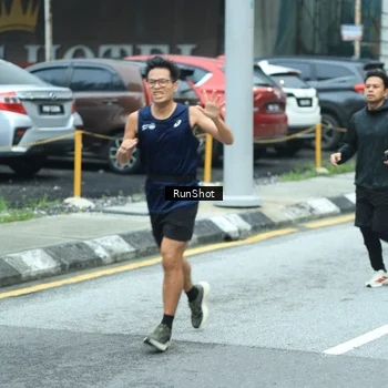 Runner Photo 8624101