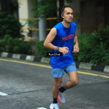 Runner Photo 8624103