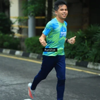 Runner Photo 8624121