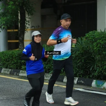Runner Photo 8624122