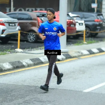 Runner Photo 8624125