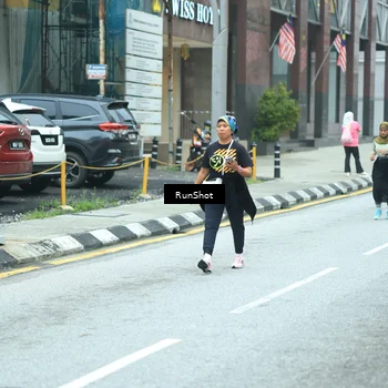 Runner Photo 8624135