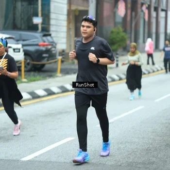 Runner Photo 8624143