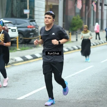 Runner Photo 8624145