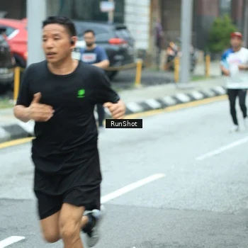Runner Photo 8624171