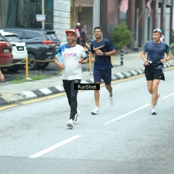 Runner Photo 8624174