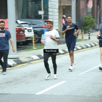 Runner Photo 8624175