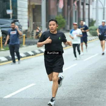 Runner Photo 8624176