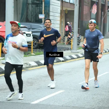 Runner Photo 8624180