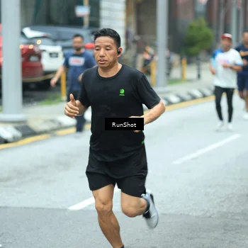Runner Photo 8624186