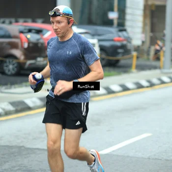 Runner Photo 8624189