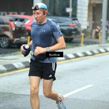 Runner Photo 8624190