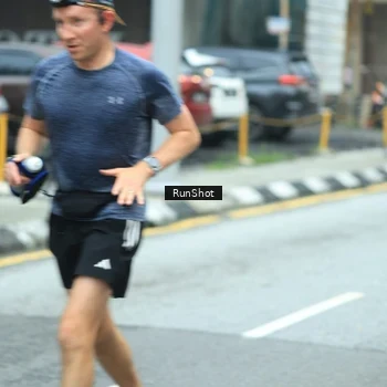 Runner Photo 8624192