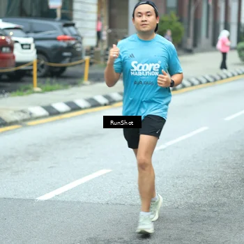 Runner Photo 8624200