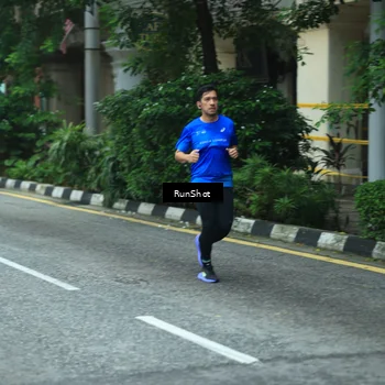 Runner Photo 8624202