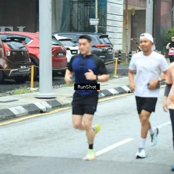 Runner Photo 8624219