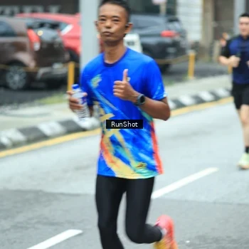 Runner Photo 8624252