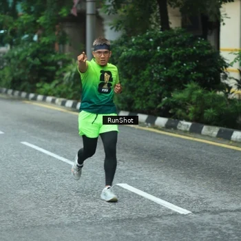Runner Photo 8624255