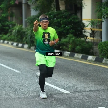 Runner Photo 8624257