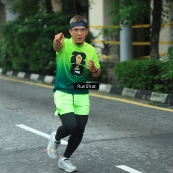 Runner Photo 8624260