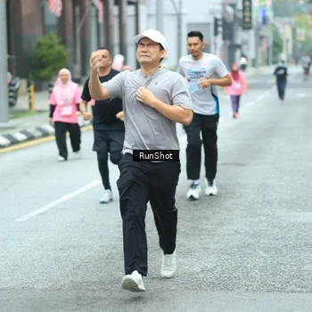 Runner Photo 8624268