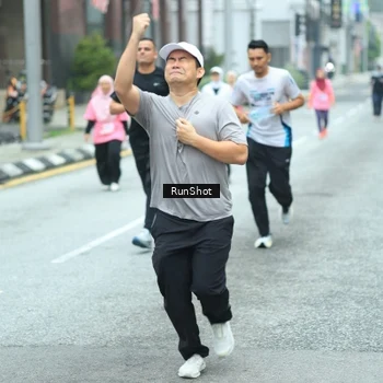 Runner Photo 8624270