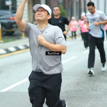 Runner Photo 8624273