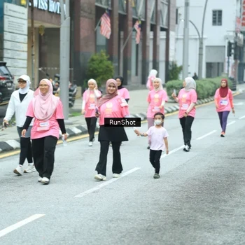Runner Photo 8624301