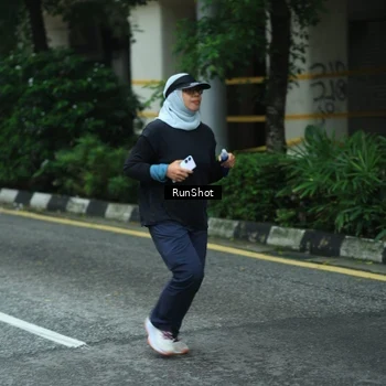 Runner Photo 8624322