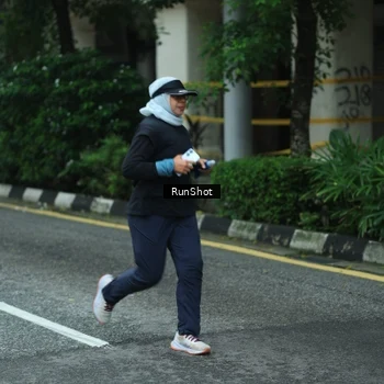 Runner Photo 8624324