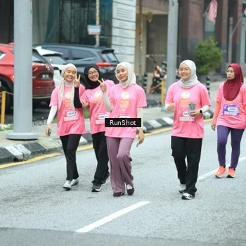 Runner Photo 8624331